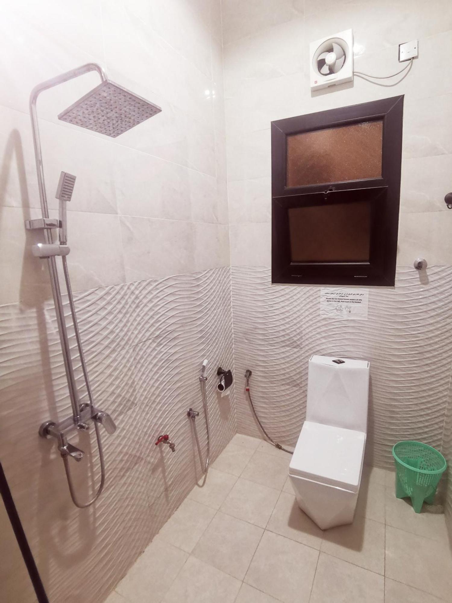 Highness Villa 尼兹瓦 外观 照片